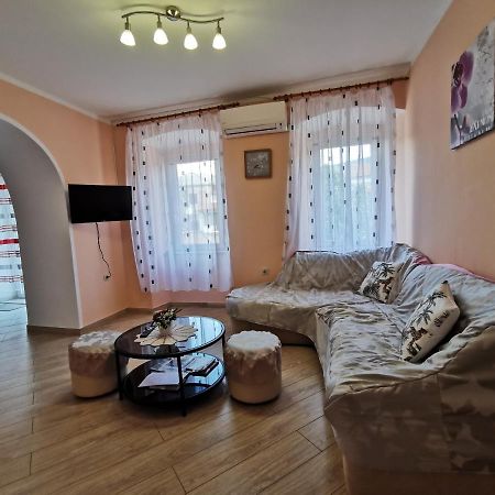Apartman Pod Nehajem Leilighet Senj  Eksteriør bilde